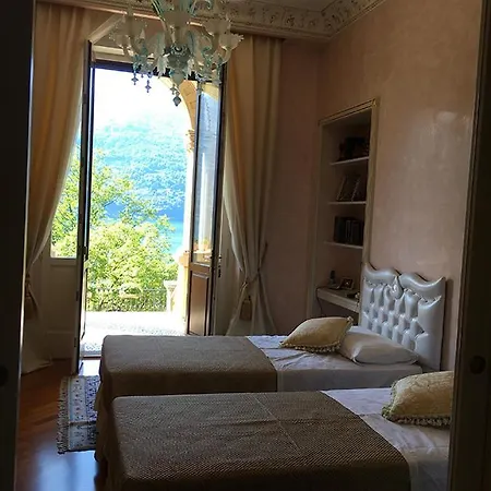 Sleeps 6 With Air Con *